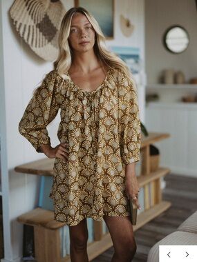 Kara Thoms Louisa Dress Fantail Small NWT